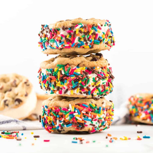 Sprinkles edible cookie dough sandwich - The Cookie DOH! Factory